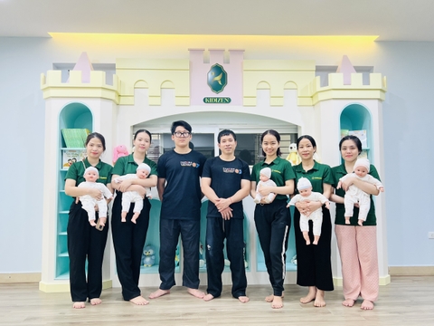 Lớp học huấn luyện kỹ năng bảo vệ em bé cho các bảo mẫu Kidizen