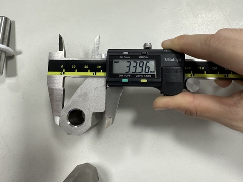 BẢN LỀ INOX 304 NGUYÊN KHỐI