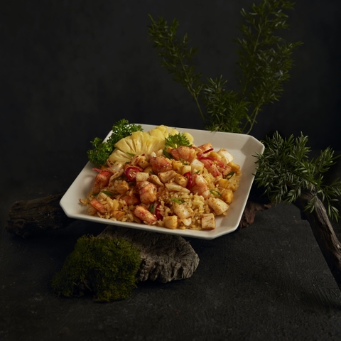 Fried rice with seafood