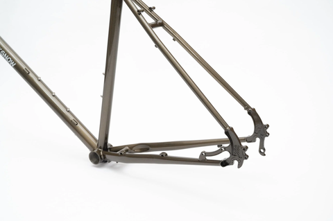 SƯỜN BLACKSNOW PANGAEA 52 KÈM PHUỘC