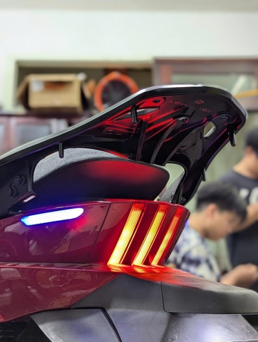 BAGA KIỂU SH MODE QUANTUM S