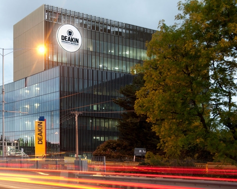 TẠI SAO HỌC SINH LỰA CHỌN ĐẠI HỌC, CAO ĐẲNG DEAKIN ÚC