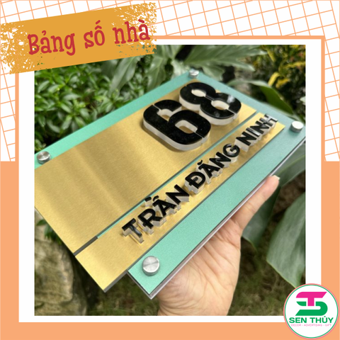 Bảng số nhà - Nền Inox 304 Vàng xước + Mica in UV xanh lá - Số nổi Mica Cao cấp