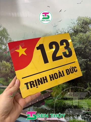 Bảng Số Nhà HÌNH LÁ CỜ VIỆT NAM ALU IN UV - BSN020