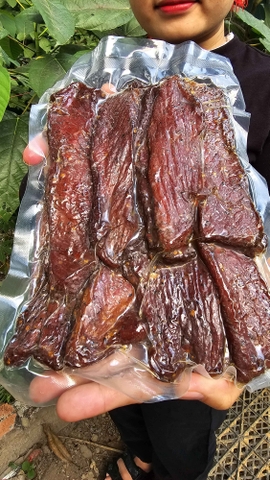 THỊT LỢN GÁC BẾP