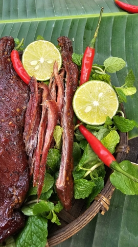 THỊT LỢN GÁC BẾP
