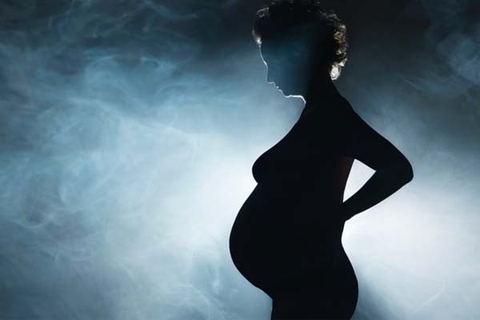 Có được hút pod dùng 1 lần khi mang thai ?