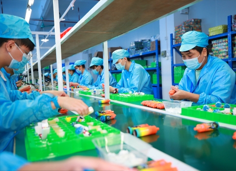 Quy trình sản xuất và kiểm soát chất lượng của nhà máy Pod dùng một lần