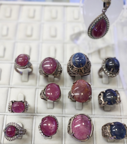 NHẪN HỘT RUBY + SAPPHIRE