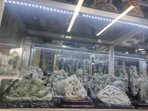 TƯỢNG PHONG THỦY CẨM THACH A THIÊN NHIÊN