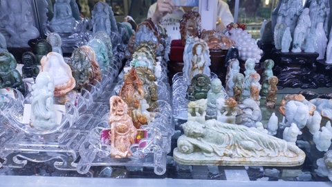 TƯỢNG PHẬT CẨM THẠCH THIÊN NHIÊN