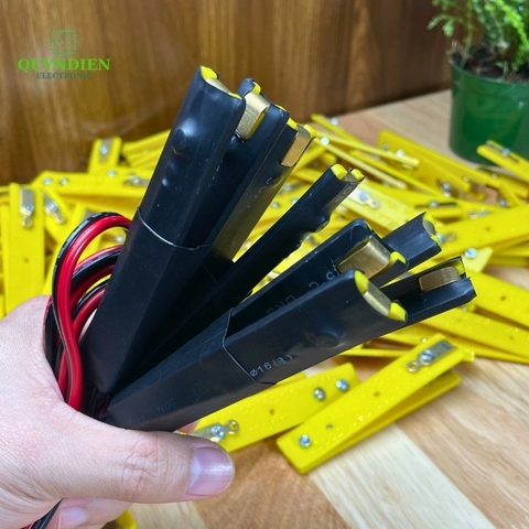 Công Tắc Cò Bóp Vàng Tiếp Điểm Đồng Dày Alampaa + Dây Dài 2m