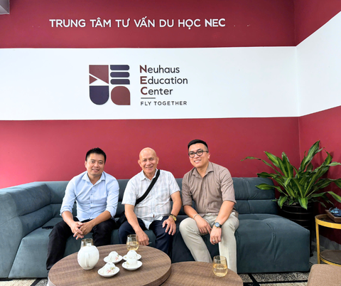 Đón tiếp đối tác chiến lược đầu ngoại tại Đức của NEC