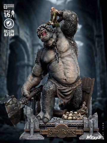 MH3_251- Legolas vs Troll Diorama