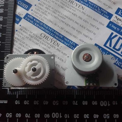 động cơ giảm tốc không chổi than brushless 12v 0.5A có bánh răng kde2519