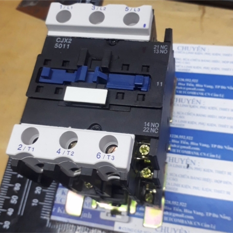 CONTACTOR KHỞI ĐỘNG TỪ CJX2 5011 220VAC/24VAC 50A kde4779