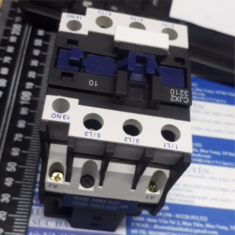 CONTACTOR KHỞI ĐỘNG TỪ CJX2 3210 220VAC/24VAC 32A kde4786