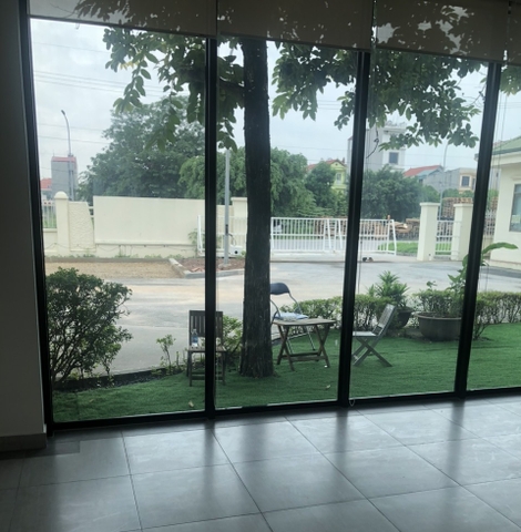 Kính Lửng Bắt Nhôm Việt Pháp