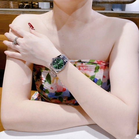 Rolex Niềng Khía |Nữ Giới |Mặt Xanh Lá |Dây Kim Loại Trắng Silver |Máy Pin (Máy Quartz) |Size 31mm