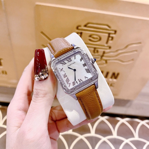 Cartier Santos |Nữ Giới |Mặt Vuông |Đính Đá |Dây Da Nâu |Máy Pin (Quartz) |Size 24x33mm