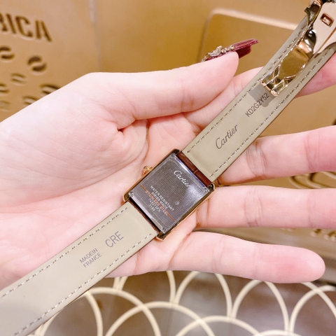 Cartier Tank Solo |Nữ Giới |Mặt Chữ Nhật |Rose Gold |Dây Da Nâu |Máy Pin (Quartz) |Size 31x24mm