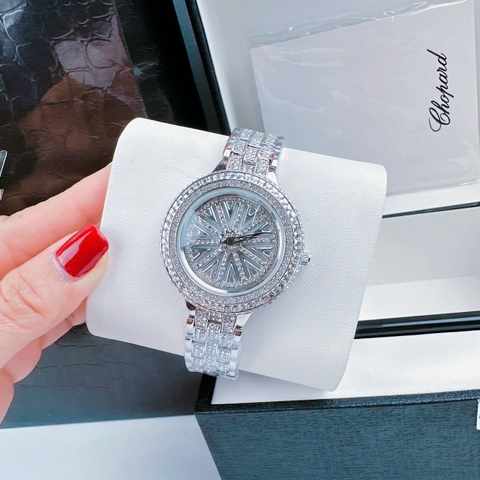 Chopard Geneve |Nữ Giới |Mặt Xoay |Đính Đá |Dây Kim Loại Silver |Máy Pin (Quartz) |Size 38mm