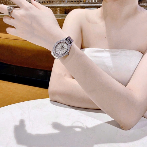 Chopard L'Heure Du Diamant |Nữ Giới |Đính Đá |Dây Kim Loại |Máy Pin (Quartz) |Size 32mm