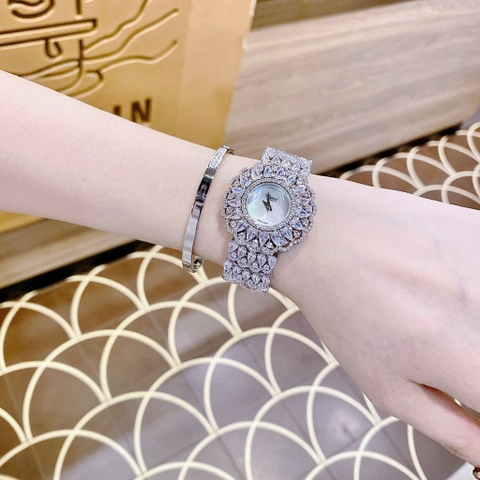 Chopard Bông Hoa |Nữ Giới |Mặt Xà Cừ |Dây Kim Loại Đính Đá |Máy Pin (Quartz) |Size 32mm