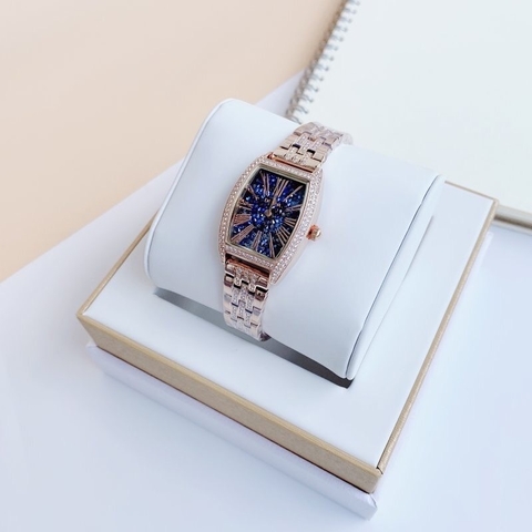 Davena Mặt Chữ Nhật |Nữ Giới |Full Đá Nhũ Xanh |Dây Kim Loại Rose Gold |Máy Pin (Quartz) |Size 25x36mm