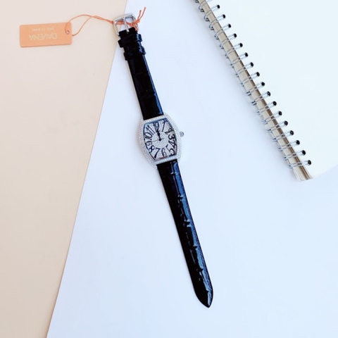 Davena Mặt Oval |Nữ Giới |Full Đá Swarovski |Dây Da Đen |Máy Pin (Máy Quartz) |Size 32x36mm