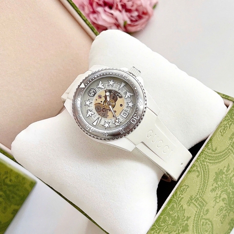 Gucci Dive-Rubber |Unisex |Lộ Máy |Dây Silicone Màu Trắng |Máy Cơ (Automatic) |Size 40mm