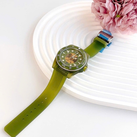 Gucci Dive-Rubber |Unisex |Lộ Máy |Dây Cao Su Xanh Lá |Máy Cơ (Automatic) |Size 40mm