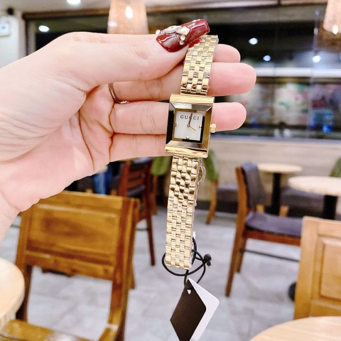 Gucci G-Frame |Nữ Giới |Mặt Vuông |Dây Kim Loại Vàng Gold |Máy Pin (Quartz) |Size 19mm