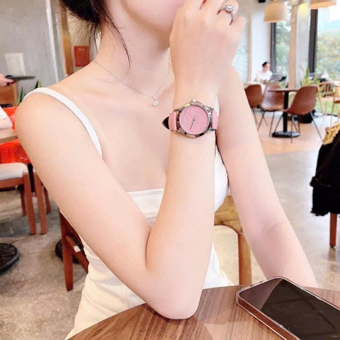 Gucci G-Timeless Candy Pink |Nữ |Silver |Dây Da Màu Hồng |Máy Pin (Quartz) |Size 38mm