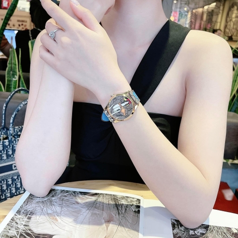 Gucci G-Timeless Donald Duck |Nữ |Dây Da Họa Tiết Vịt Donald |Máy Pin (Quartz) |Size 38mm