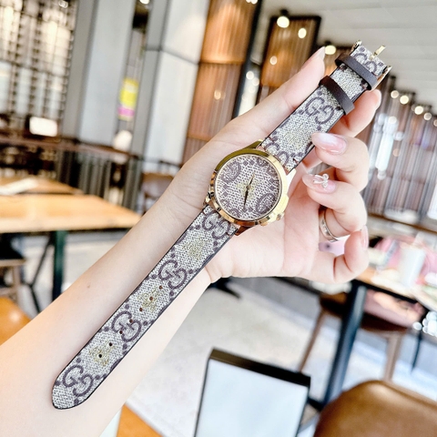 Gucci G-Timeless GG Supreme Canvas |Nữ |Dây Da Nâu Họa Tiết Con Ong |Máy Pin (Quartz) |Size 38mm
