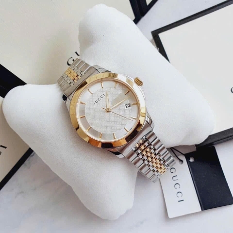 Gucci G-Timeless |Nam Giới |Mặt Trắng |Dây Kim Loại Demi Vàng |Máy Pin (Quartz) |Size 38mm