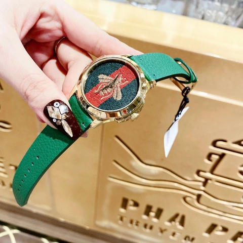 Gucci G-Timeless |Nữ |Họa Tiết Con Ong Thêu |Dây Da Xanh Lá |Máy Pin (Quartz) |Size 38mm
