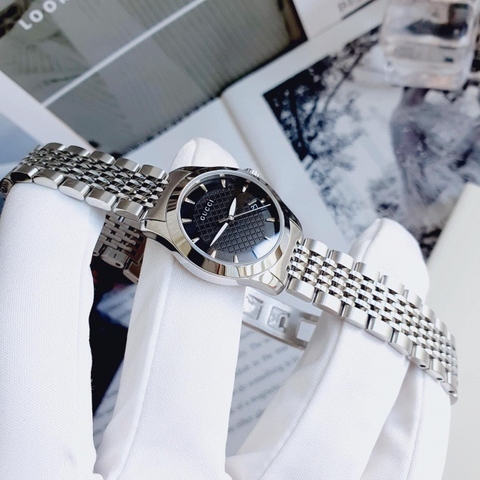 Gucci G-Timeless |Nữ Giới |Mặt Màu Đen |Dây Kim Loại Silver |Máy Pin (Quartz) |Size 28mm