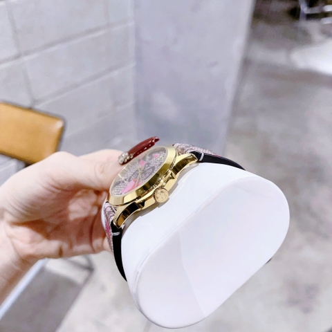 Gucci G-Timeless Pink Blooms Print |Nữ |Dây Da Họa Tiết Bông Hoa |Máy Pin (Quartz) |Size 38mm