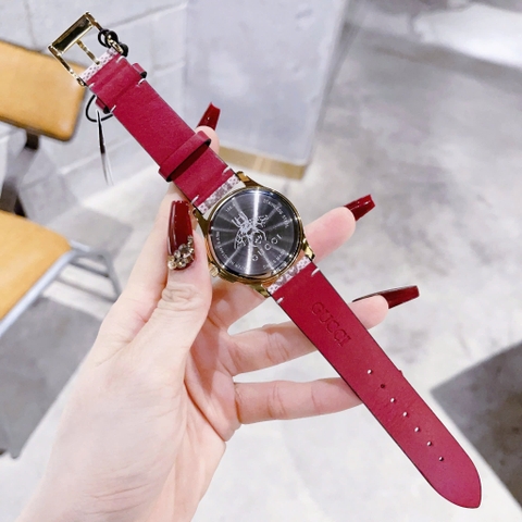 Gucci G-Timeless Pink Blooms Print |Nữ |Dây Da Họa Tiết Bông Hoa |Máy Pin (Quartz) |Size 38mm