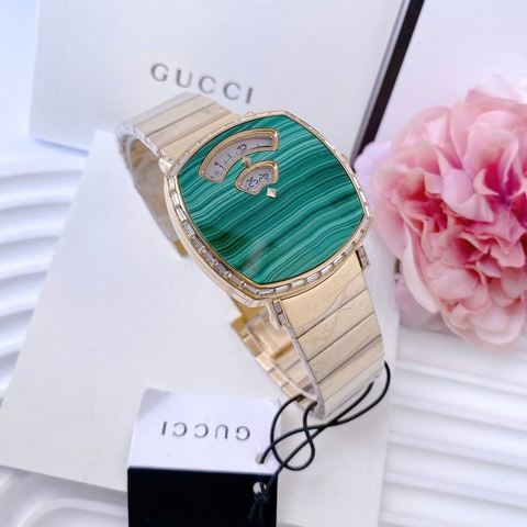 Gucci Grip |Nữ |Mặt Vuông Xanh Lá |Đính Đá |Dây Kim Loại Vàng Gold |Máy Pin (Quartz) |Size 36mm