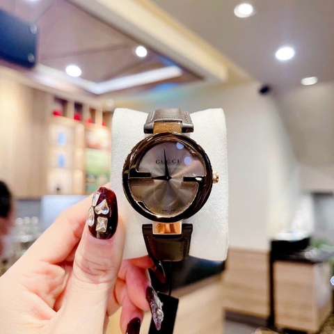 Gucci Interlocking |Cặp Đôi |Mặt Tròn |Dây Da Màu Nâu |Size 36x29mm