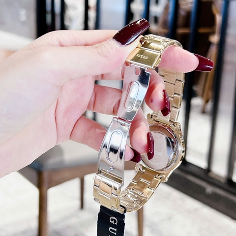 Guess Annette |Nữ Giới |Mặt Đính Đá |Dây Kim Loại Vàng Gold |Máy Pin (Quartz) |Size 36mm