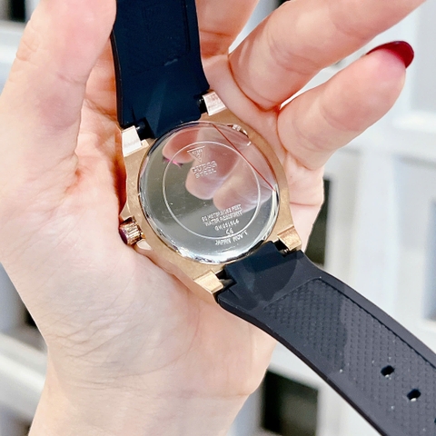 Guess Dáng Hublot |Nữ Giới |Rose Gold |Đính Đá |Dây Cao Su Đen |Máy Pin (Quartz) |Size 36mm