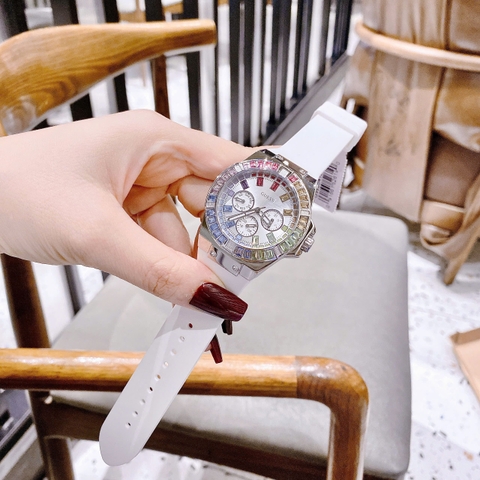 Guess Đính Pha Lê Nhiều Màu |Nữ Giới |Silver |Dây Cao Su Trắng |Máy Pin (Quartz) |Size 38mm
