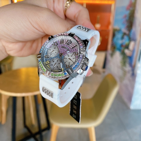 Guess Frontier |Nữ Giới |Full Đá Nhiều Màu |Dây Sillicone Trắng |Máy Pin (Quartz) |Size 38mm