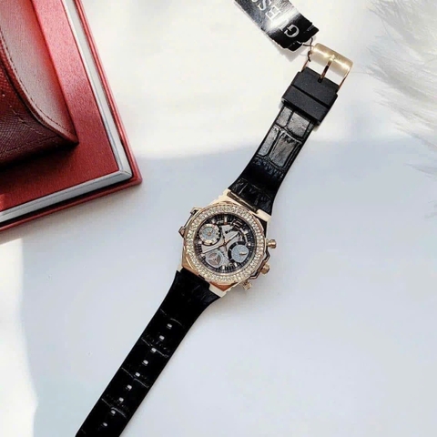 Guess Fusion |Nữ Giới |Đính Đá Vàng Gold |Dây Da Đen Bọc Silicone |Máy Pin (Quartz) |Size 36mm