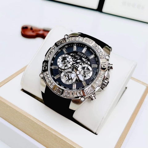 Guess Intrepid |Nam Giới |Đính Đá Silver |Dây Cao Su Đen |Máy Pin (Quartz) |Size 46mm