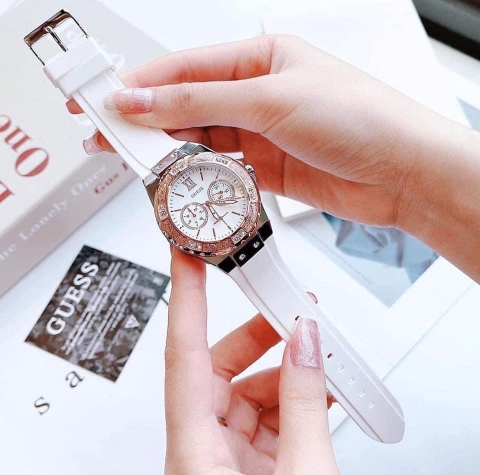 Guess Limelight |Nữ Giới |Đính Đá |Dây Sillicone Trắng |Máy Pin (Quartz) |Size 36mm